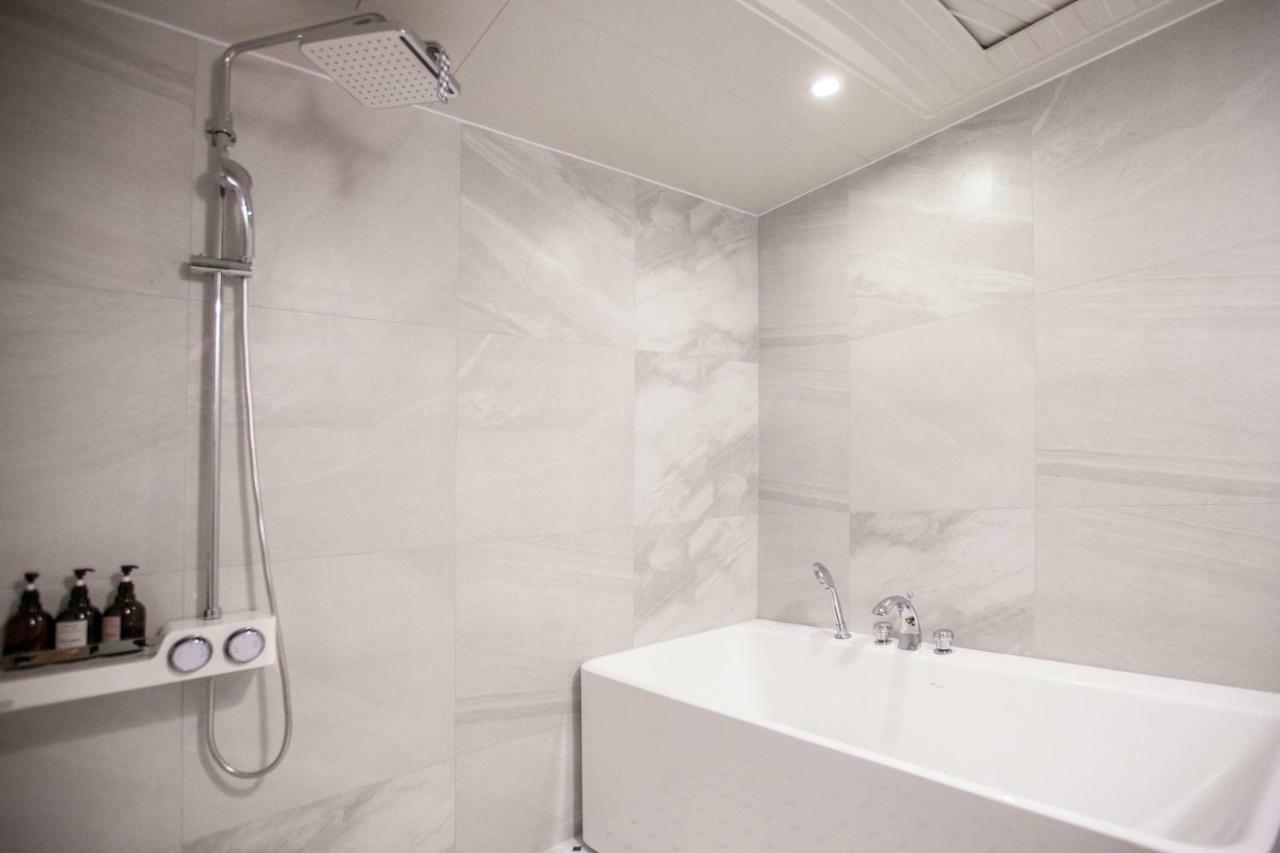 צ'אנגוון Browndot Hotel Masan Odong מראה חיצוני תמונה
