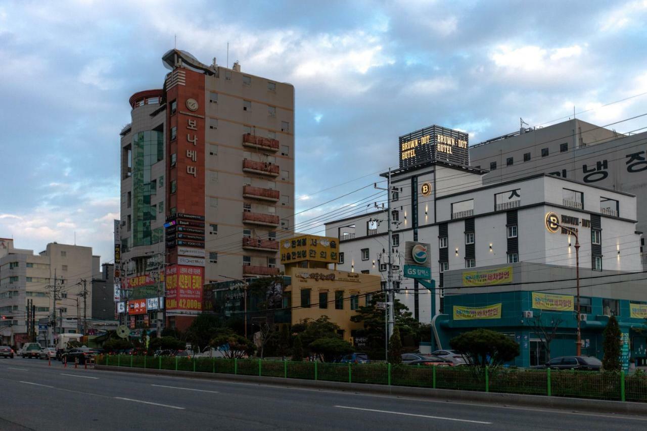 צ'אנגוון Browndot Hotel Masan Odong מראה חיצוני תמונה